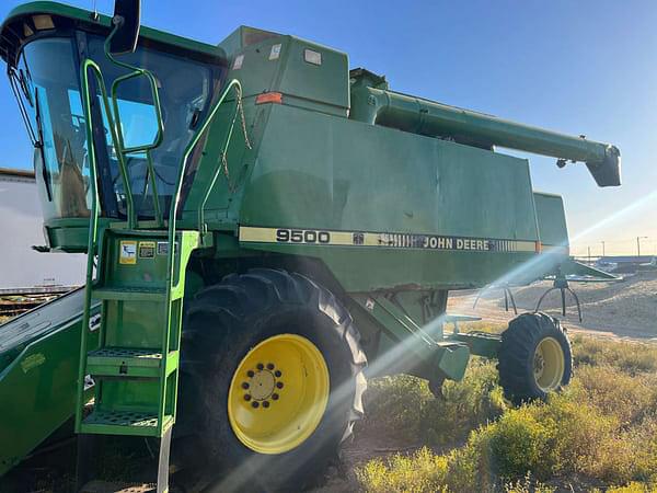 Image of John Deere 9500 equipment image 1