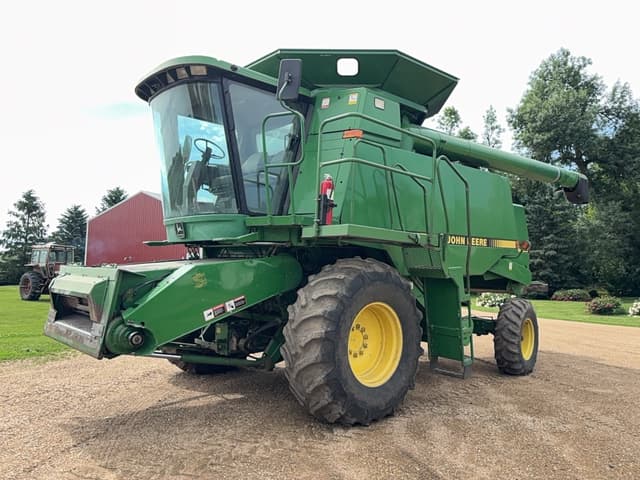 Image of John Deere 9500 equipment image 1