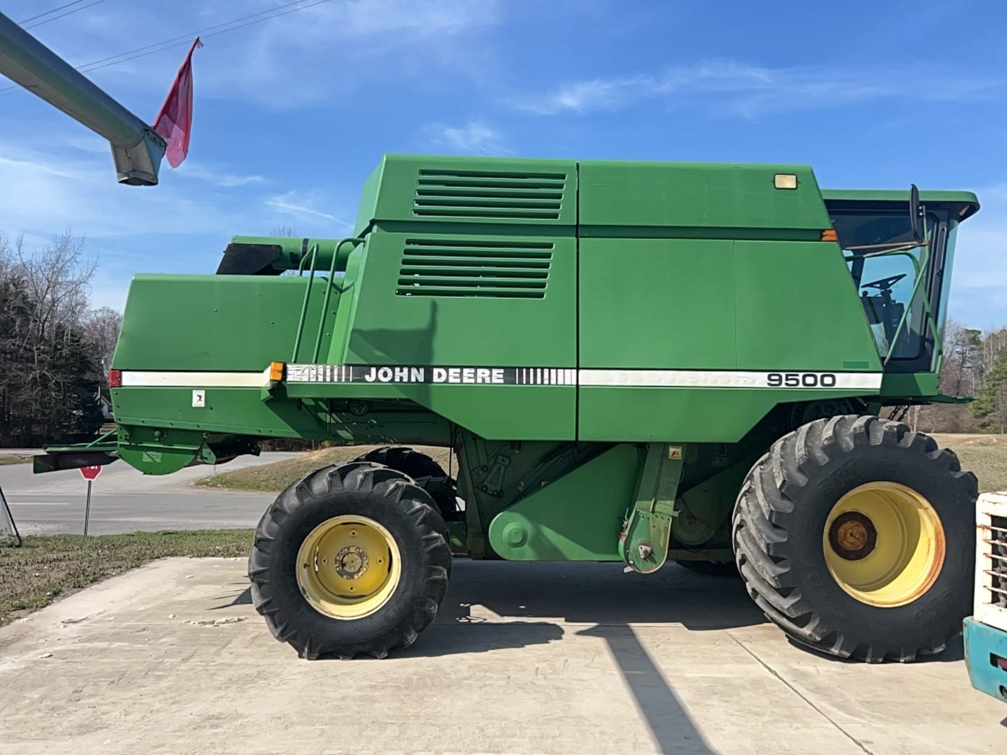 John Deere 9500 Equipment Image0