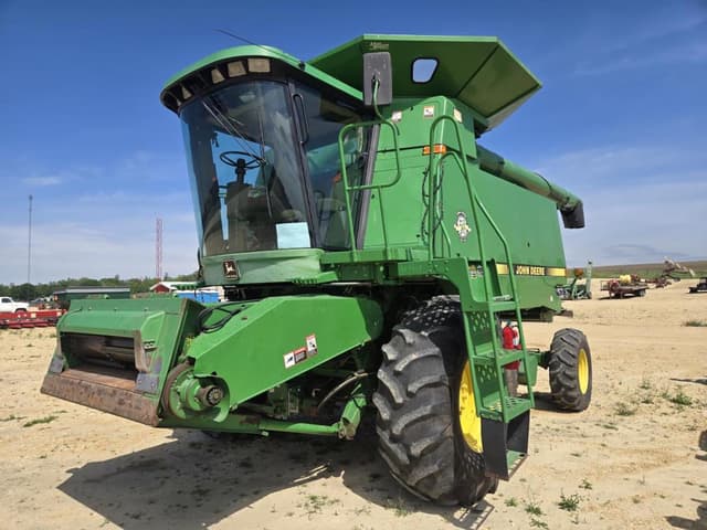 Image of John Deere 9500 equipment image 2