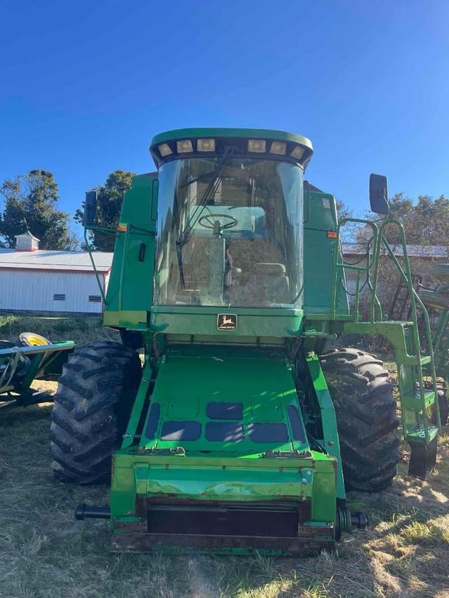 Image of John Deere 9500 equipment image 1
