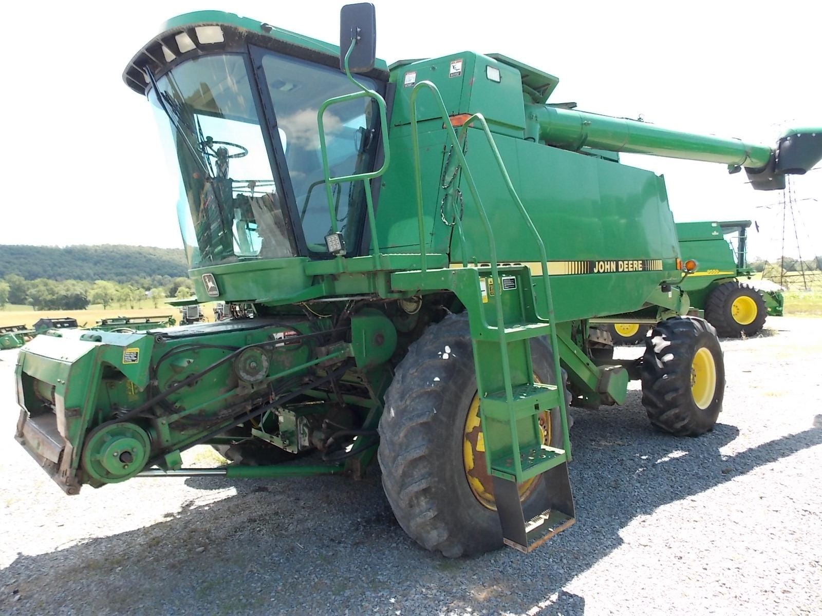 John Deere 9500 Equipment Image0