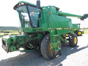 John Deere 9500 Combine For Sale - 4x4 and ContourMaster Image