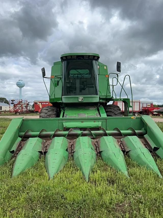 Image of John Deere 9500 equipment image 2
