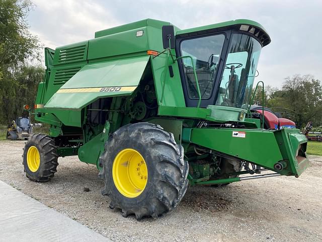 Image of John Deere 9500 equipment image 1