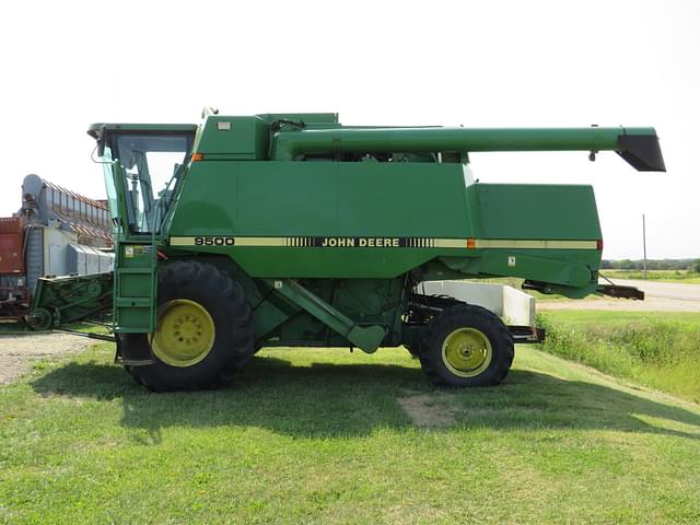 Image of John Deere 9500 equipment image 2