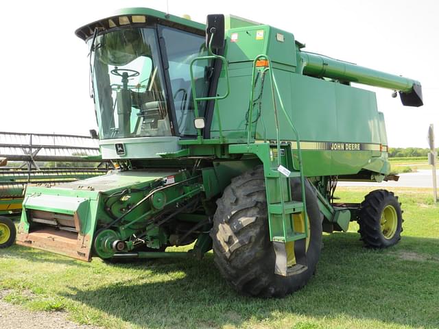 Image of John Deere 9500 equipment image 1