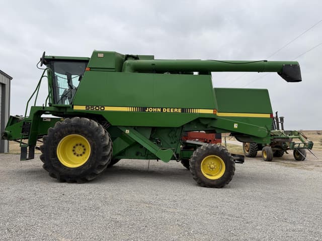 Image of John Deere 9500 equipment image 2