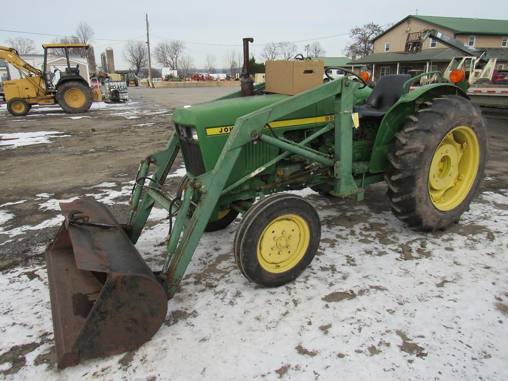 Image of John Deere 950 Primary image