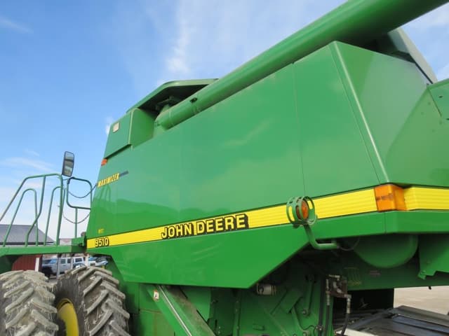 Image of John Deere 9510 equipment image 4