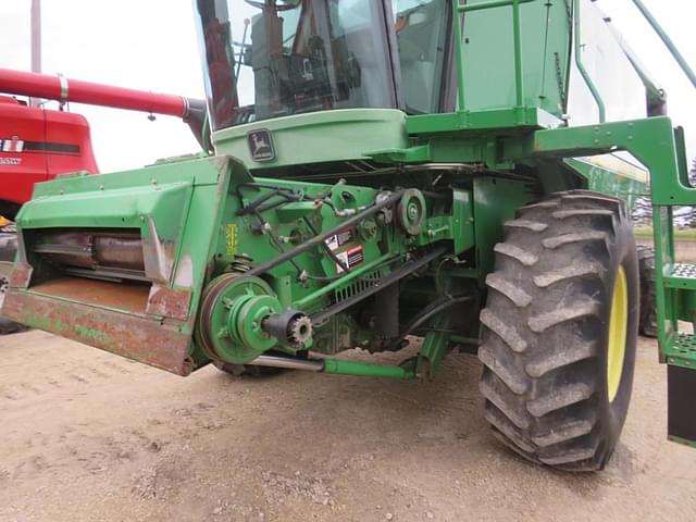 Image of John Deere 9510 equipment image 1