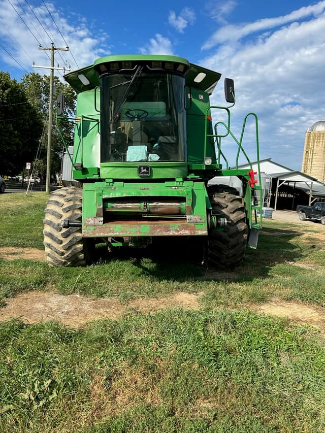 Image of John Deere 9510 equipment image 2