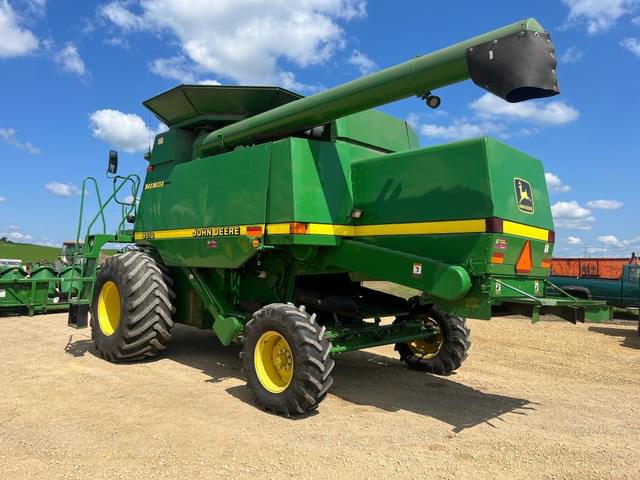 Image of John Deere 9510 equipment image 2