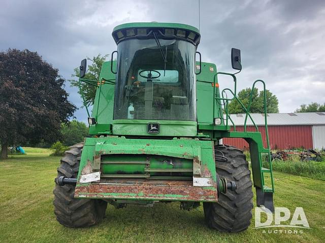 Image of John Deere 9510 equipment image 1