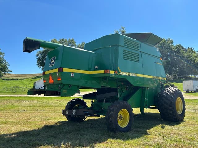 Image of John Deere 9510 equipment image 3