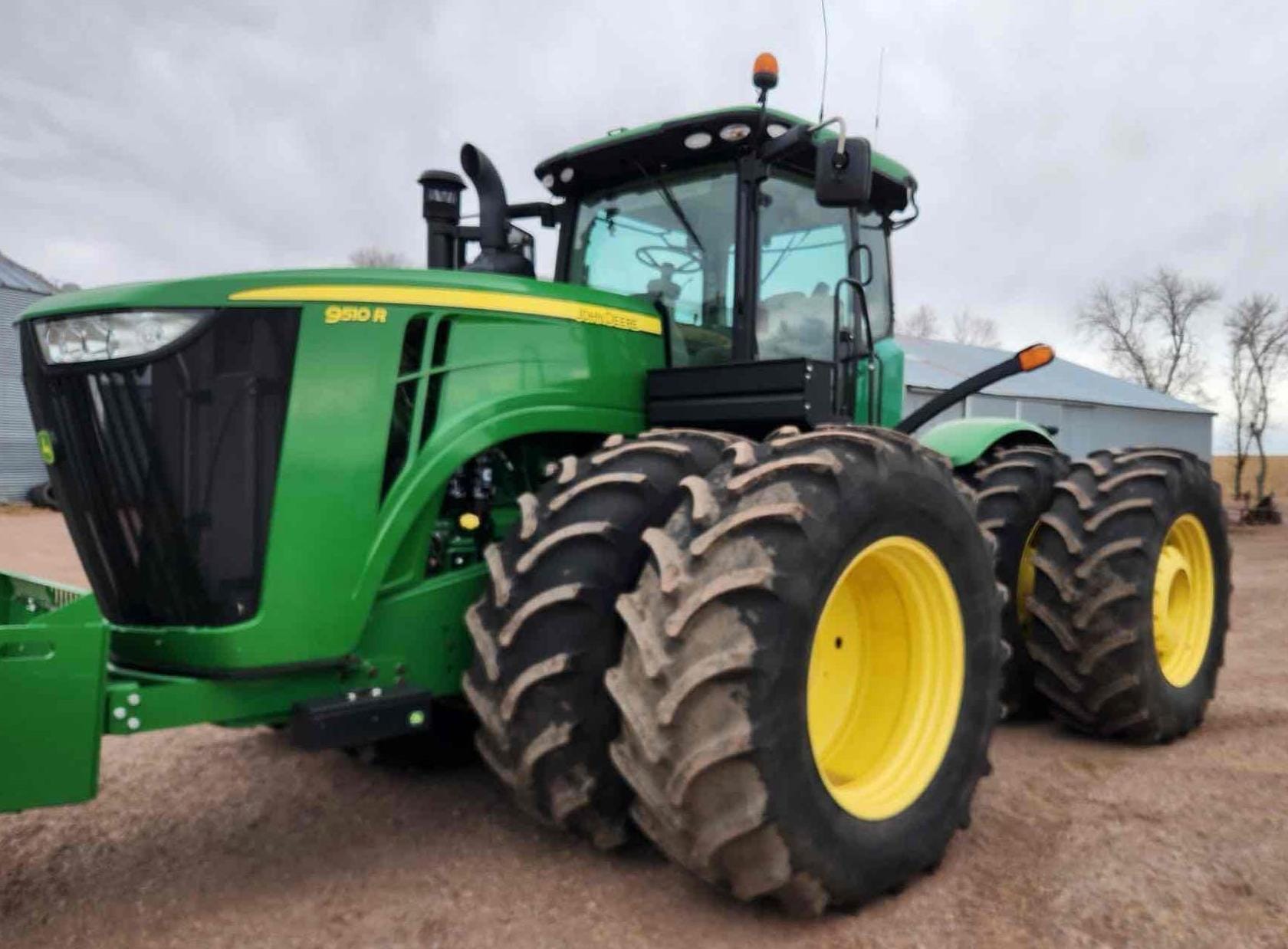 John Deere 9510R Equipment Image0