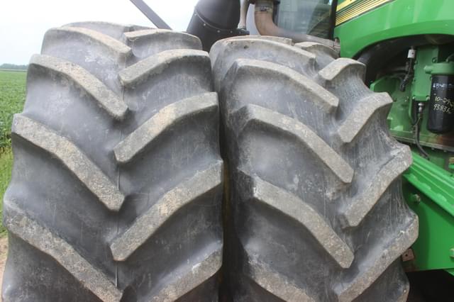 Image of John Deere 9520 equipment image 3