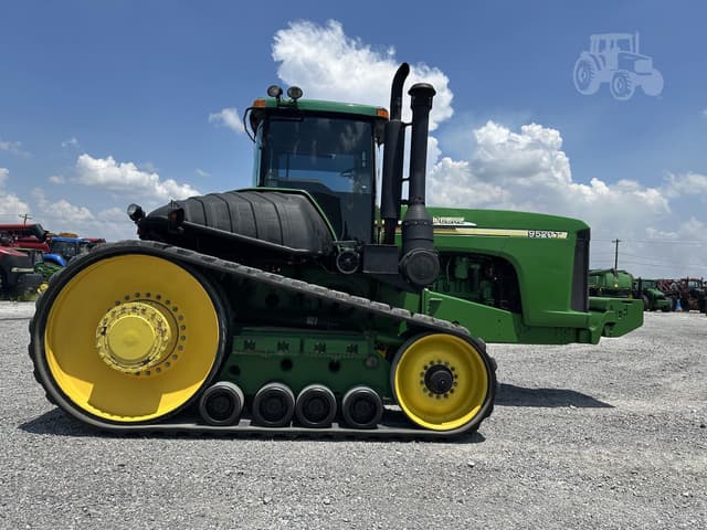 Image of John Deere 9520T equipment image 3