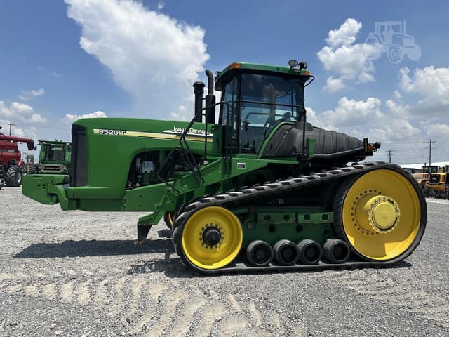 Image of John Deere 9520T equipment image 2