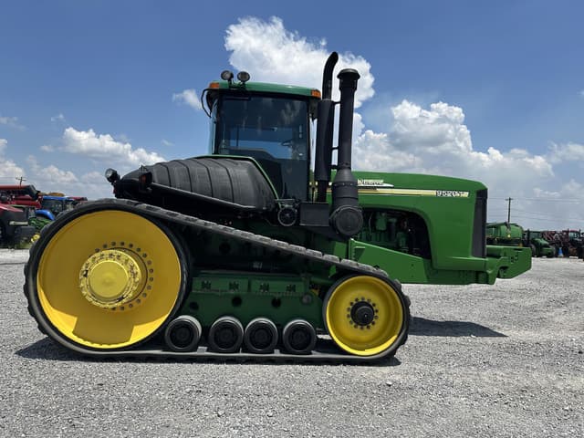 Image of John Deere 9520T equipment image 3