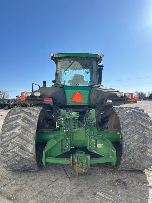 Image of John Deere 9520T equipment image 4