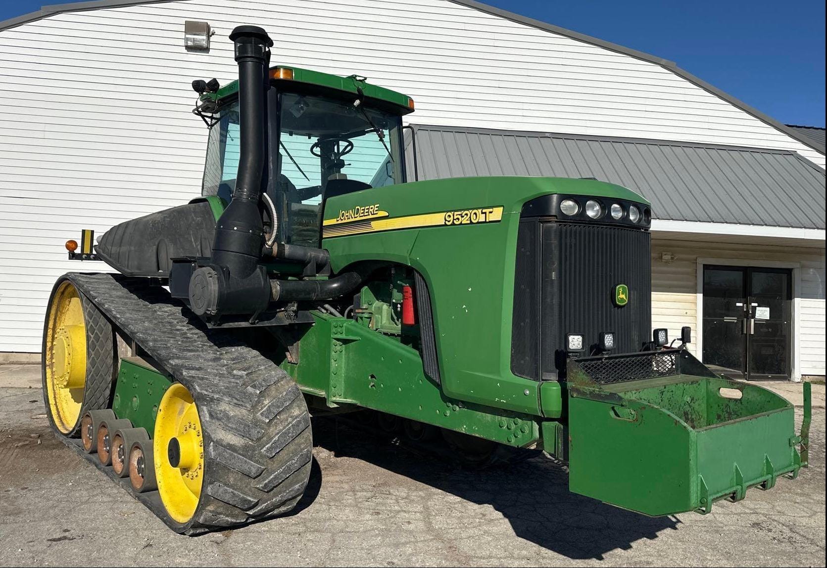 John Deere 9520T Equipment Image0