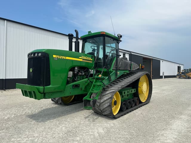 Image of John Deere 9520T equipment image 1