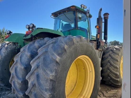 Image of John Deere 9530 equipment image 4