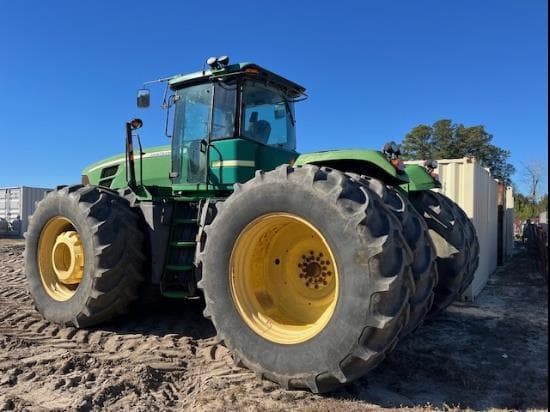 Image of John Deere 9530 equipment image 3