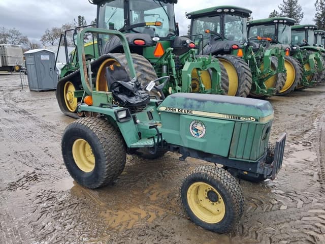 Image of John Deere 955 equipment image 1