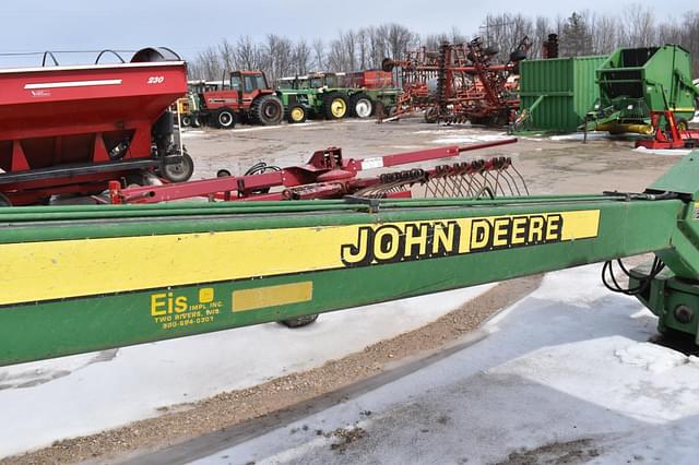 Image of John Deere 955 equipment image 1