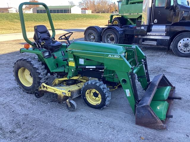 Image of John Deere 955 equipment image 2