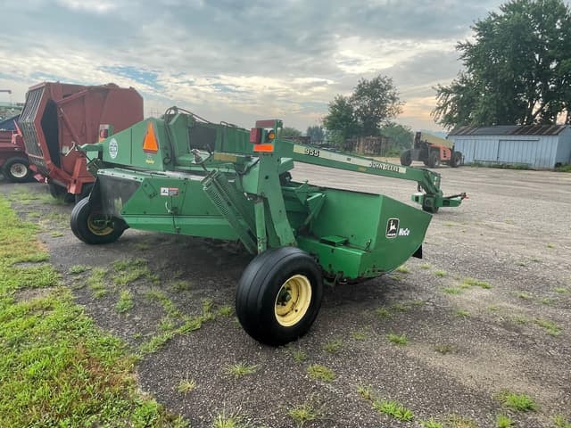 Image of John Deere 955 equipment image 4