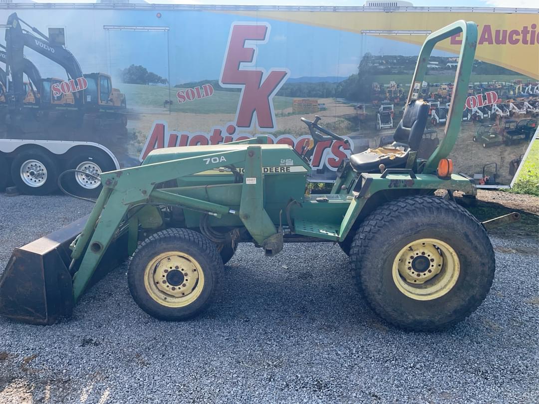 Image of John Deere 955 Primary image