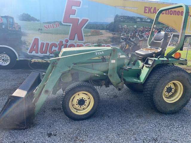 Image of John Deere 955 equipment image 3