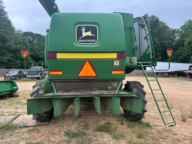 Image of John Deere 9550 equipment image 1