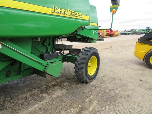 Image of John Deere 9550 equipment image 4