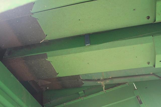 Image of John Deere 9550 equipment image 4