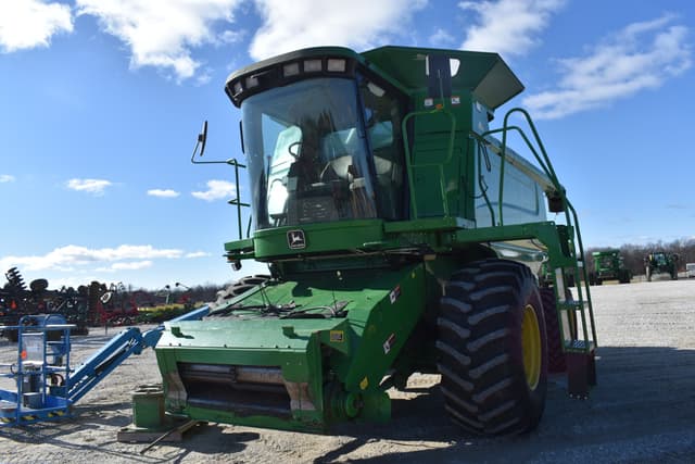 Image of John Deere 9550 equipment image 2