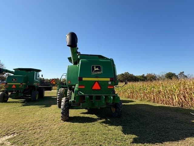 Image of John Deere 9550 equipment image 4