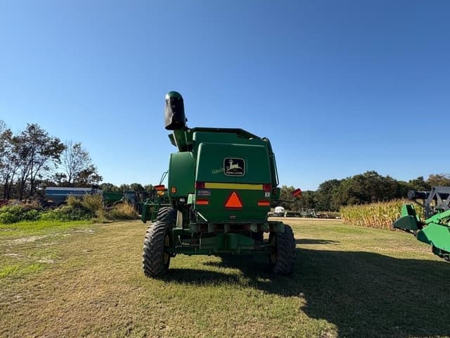Image of John Deere 9550 equipment image 4