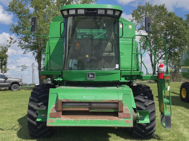 Image of John Deere 9550 equipment image 2