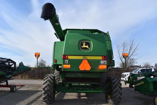 Image of John Deere 9560 equipment image 4