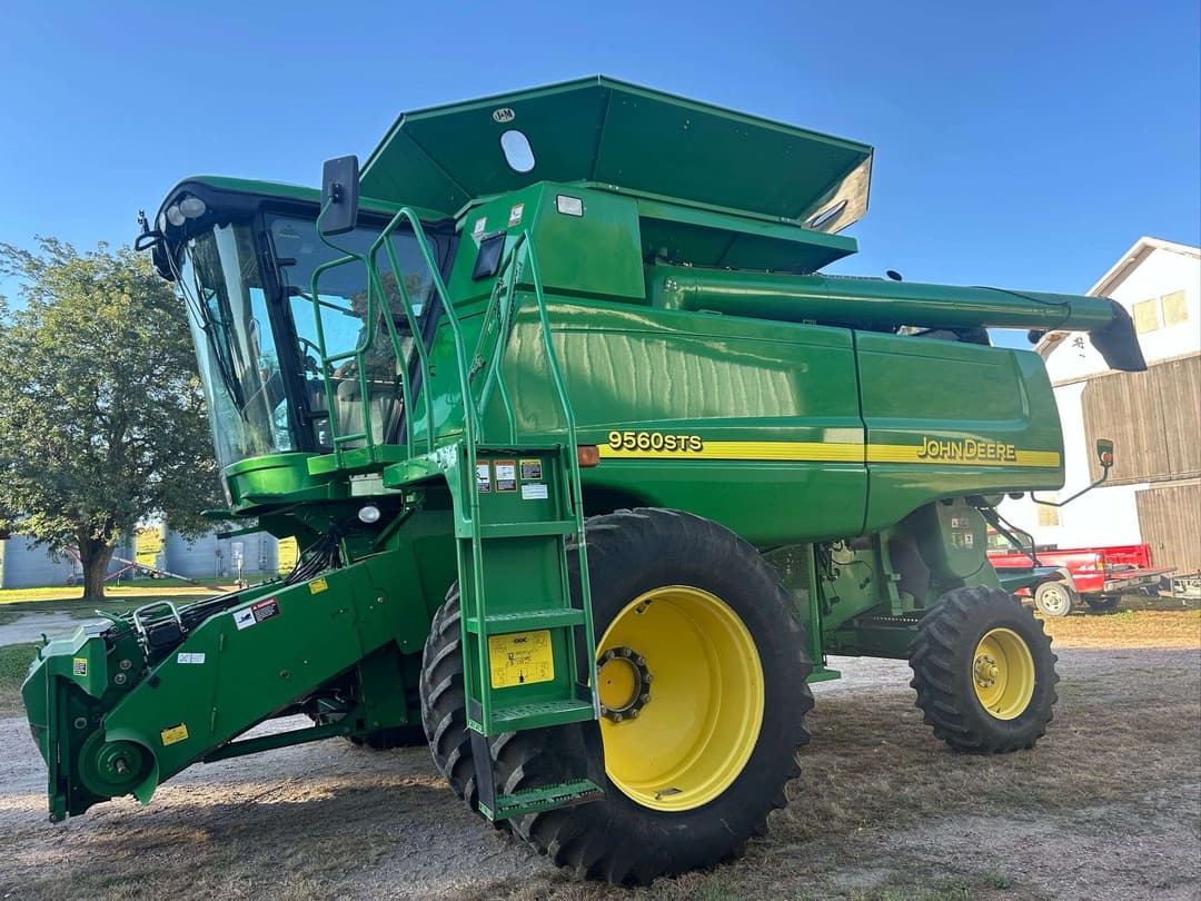 Image of John Deere 9560 STS Primary image