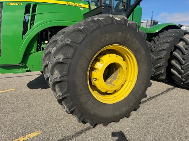 Image of John Deere 9560R equipment image 4