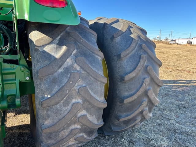 Image of John Deere 9560R equipment image 4
