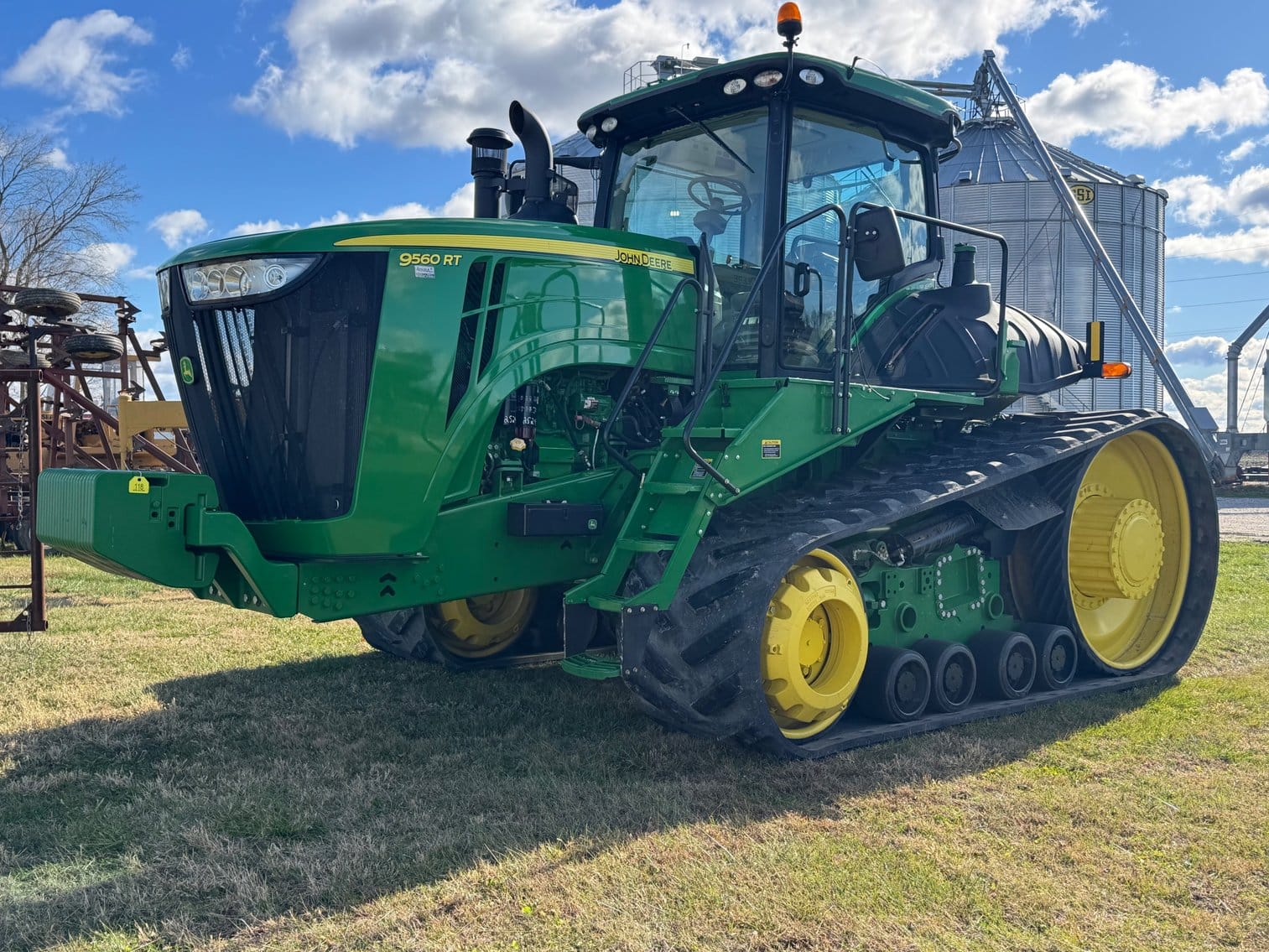John Deere 9560RT Equipment Image0