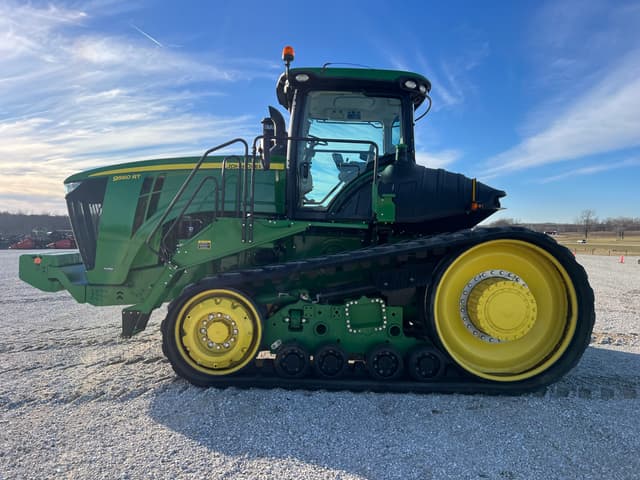 Image of John Deere 9560RT equipment image 4