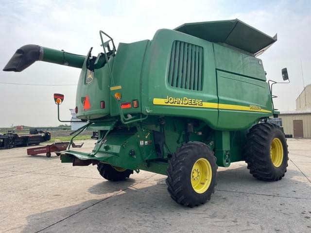 Image of John Deere 9560 STS equipment image 4
