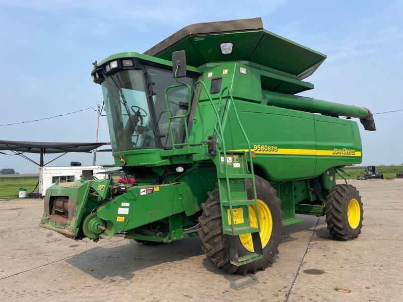 Image of John Deere 9560 STS Primary image